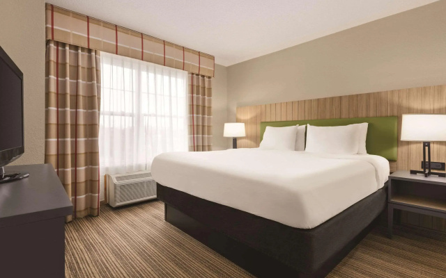 Country Inn & Suites by Radisson, Georgetown, KY