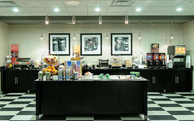 Hampton Inn Stafford/Quantico & Conference Center