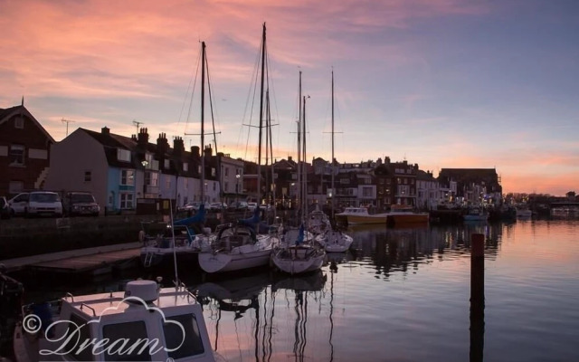 Beach View Apartment 2