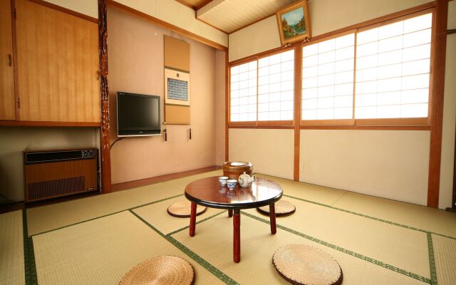 Minshuku Kuwataniya