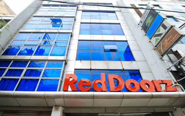 RedDoorz Plus @ San Marcelino Malate