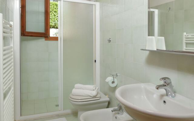 Attractive Holiday Home With Pool, Terrace, Garden, Barbecue