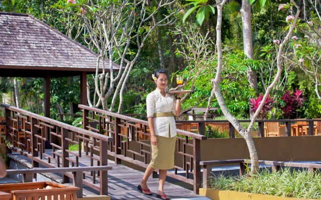 Labak River Hotel by EPS
