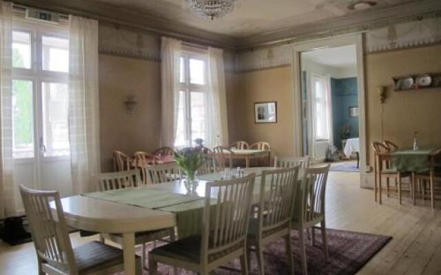 Borrgården Hostel