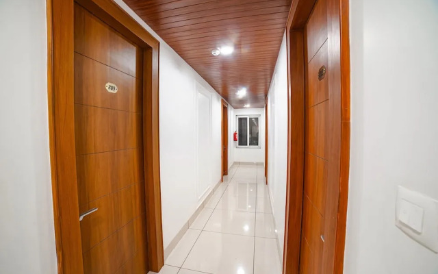 Fabhotel Eminent
