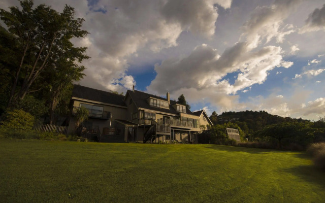 Hidden Lodge Queenstown