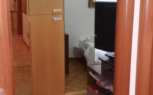 STANZA in alloggio Juventus, B&B, con servizio navetta