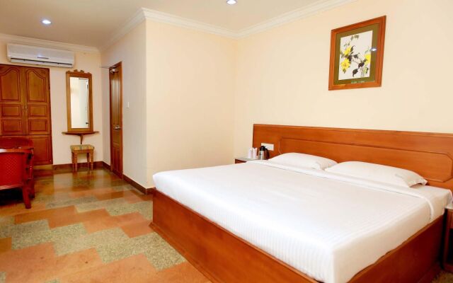 OYO 15854 Grand Seasons