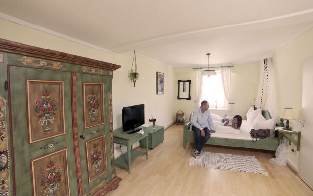 Hotel zum Kreuz St Peter