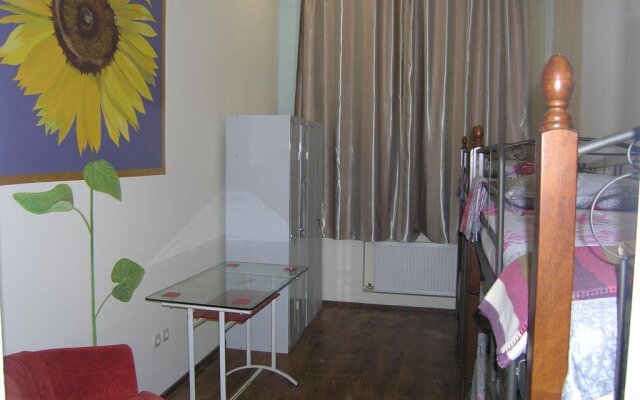 Hostel Raiduzhny