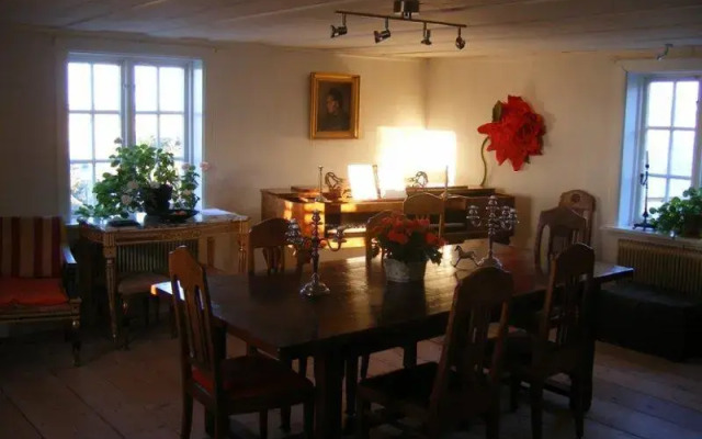 Hacksta Västergård B&B