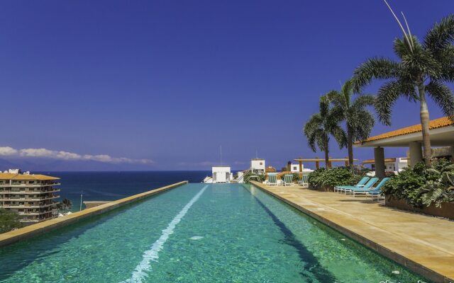 The Park at Vallarta Romantic Zone