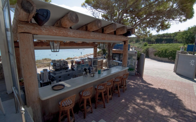 Epavlis Resort