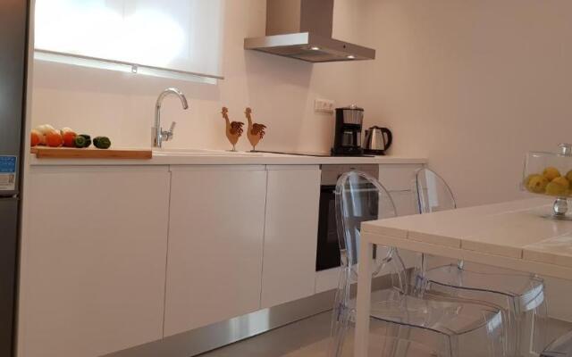 Modern House near Parikia with 3 bedrooms & 2 bath