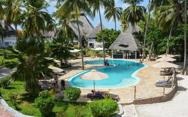 Paradise Beach Resort