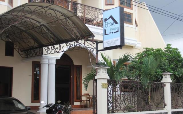 Elton Homestay