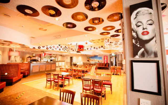 Lovat Hotel