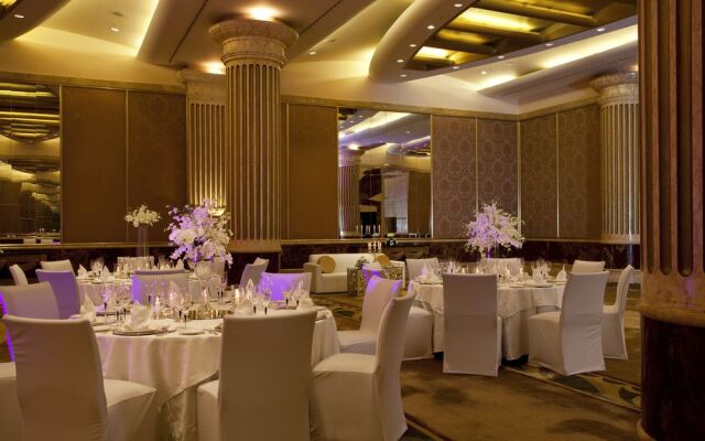 Al Faisaliah Suites