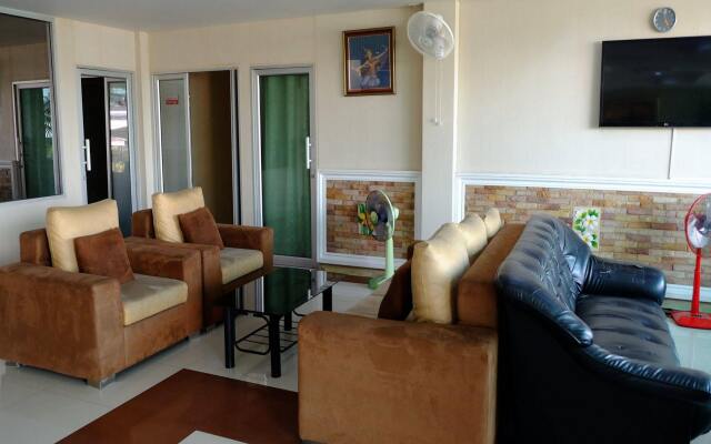 Banchang Apartment and Hotel