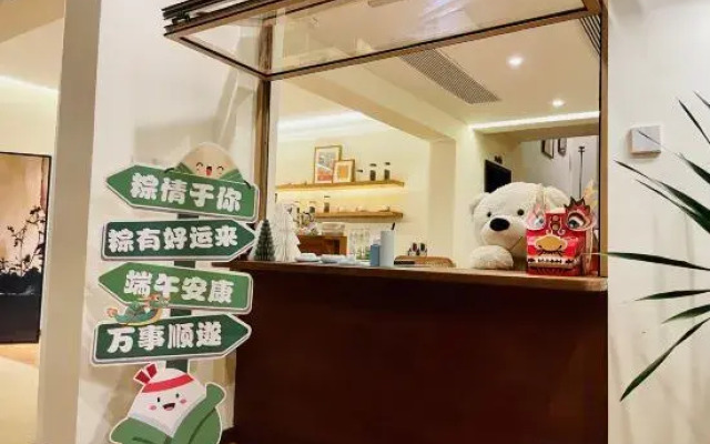 West Lake 52 Homestay (West Lake Lingyin Branch)