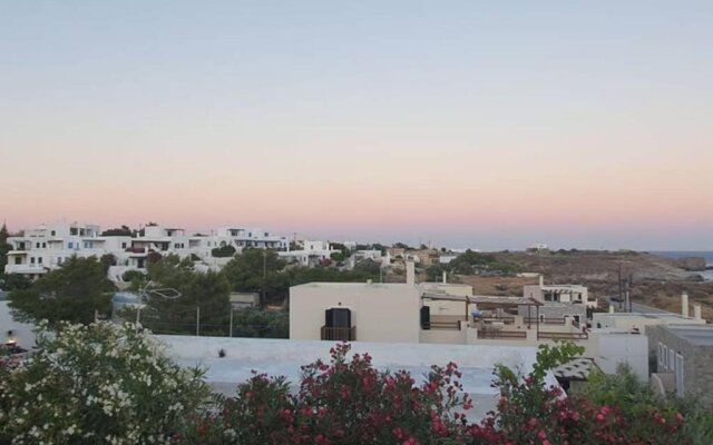 Syros Dreamy Maisonette 2 minutes from sandy beach