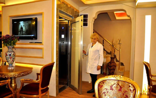 Aquarium Hotel