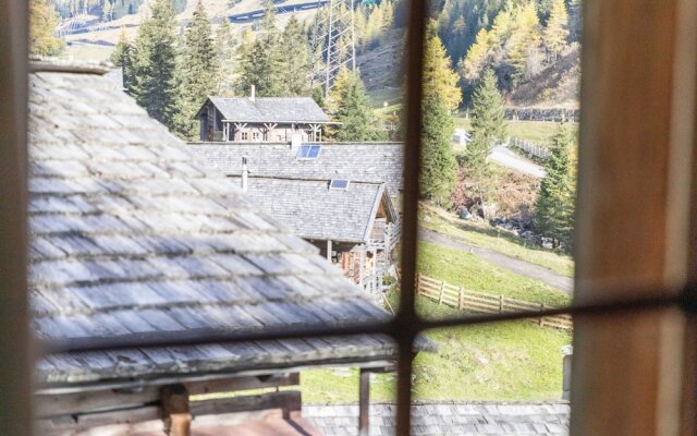 Lovely Chalet in Matrei in Osttirol With Mountain View