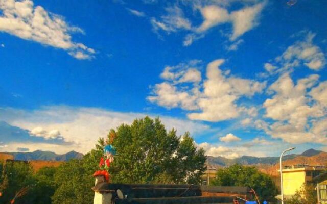 Huazhu She Hotel Lhasa Dekang