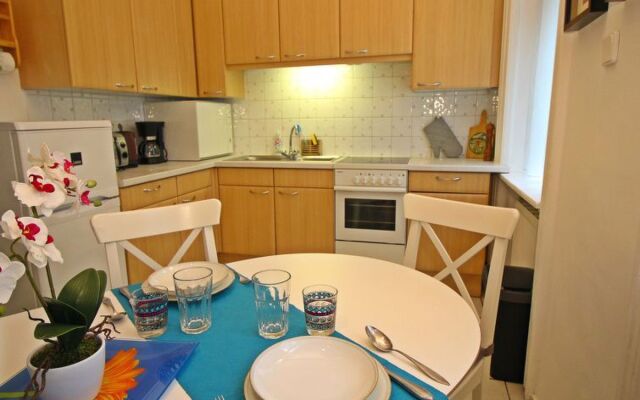 Apartment Tichy Vienna / 10. District