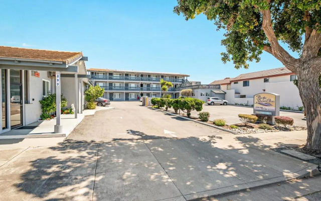Pacific Shores Inn