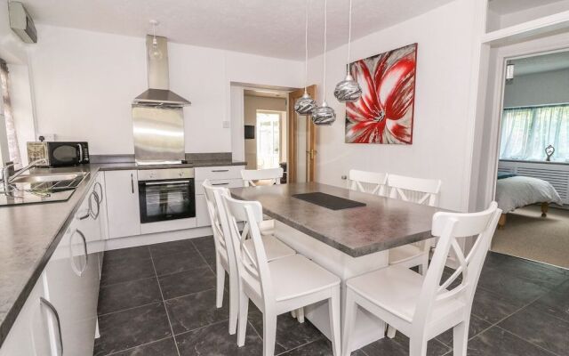 Cockerel Cottage, Llanybydder