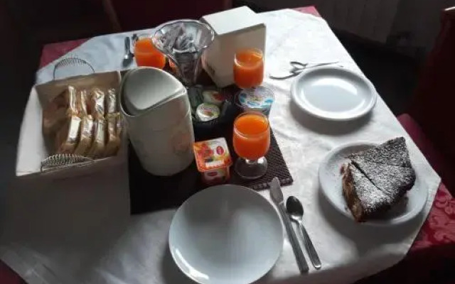 Adelphi Room  Breakfast
