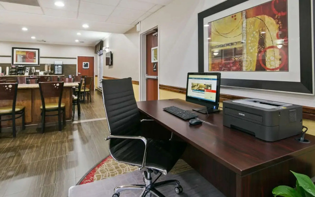 Best Western Dayton Inn & Suites