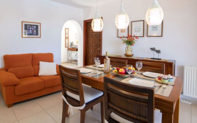 House Cecile Calpe/Calp