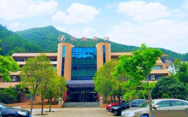 Shuangwei Hotel – Outside – Hanzhong