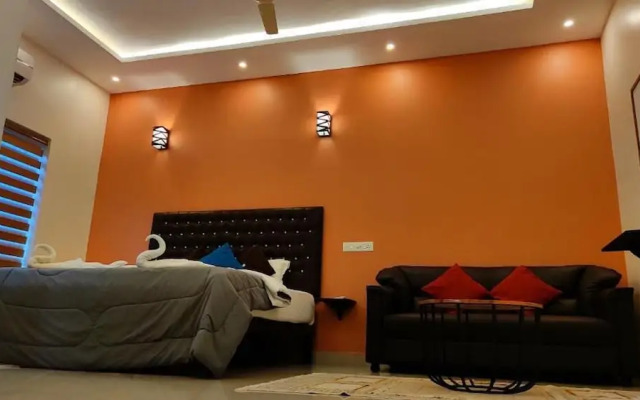 Pura Vida Varkala