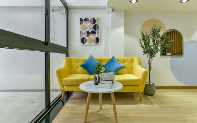 Cozrum Homes - Aurora House