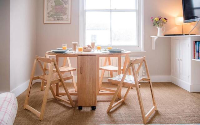 Serendipity, an apartment on the high street!
