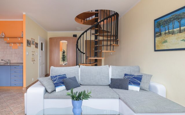 Apartment With Balcony by Renters