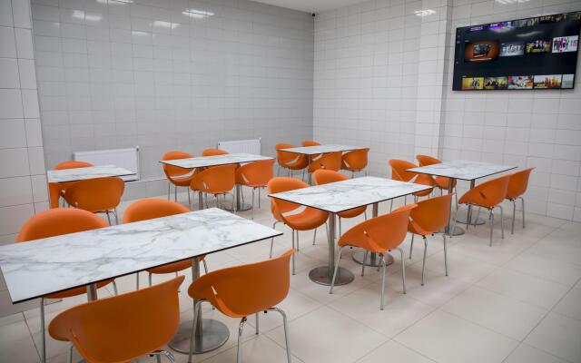 Hostel Apelsin