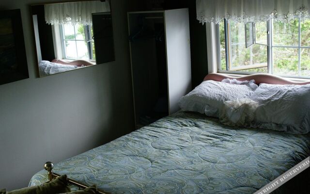 Denniston by the Sea Bed & Breakfast & Registry