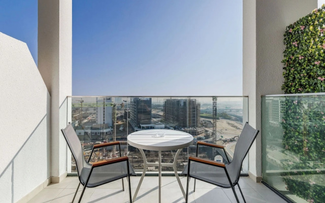 GLOBALSTAY. Azizi Riviera 48