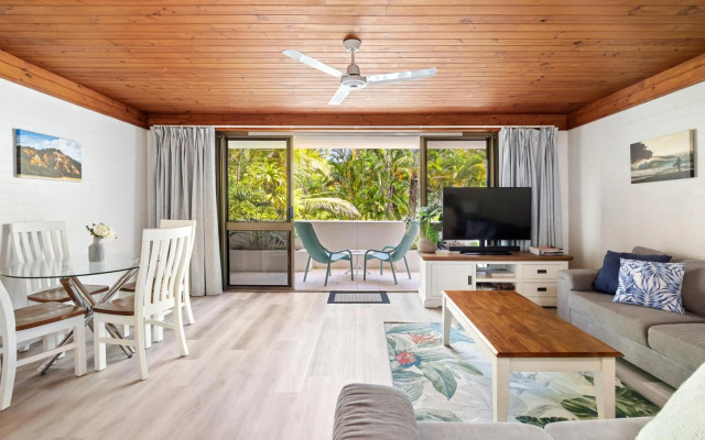 Tea Trees Apartment 6, Little Cove