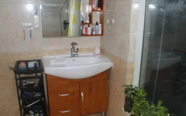 Guang Long Apartment