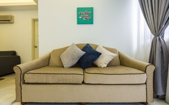 The Forum Condominium by Brassalova 132