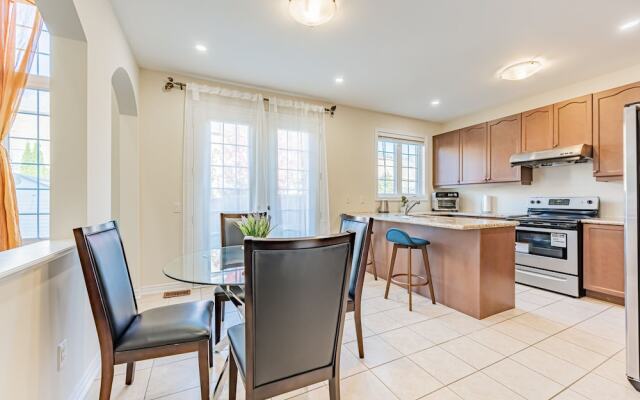 Lady Valentina Boutique Home