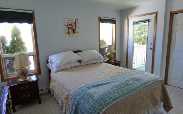 Crown House Bed & Breakfast