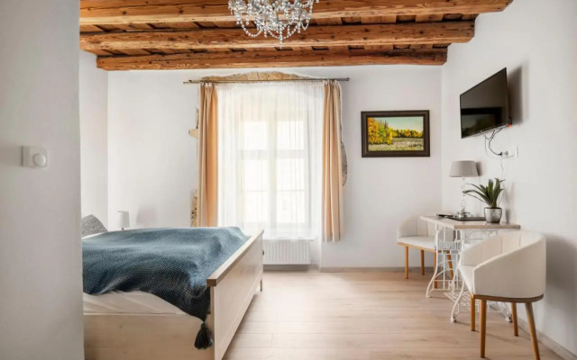 Florand Rooms&Wine