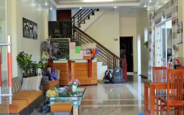 Cat Ba Central Hotel II - Hostel
