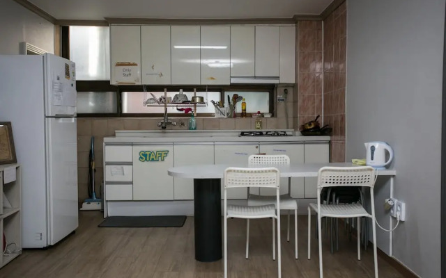 StoryG Guesthouse - Hostel